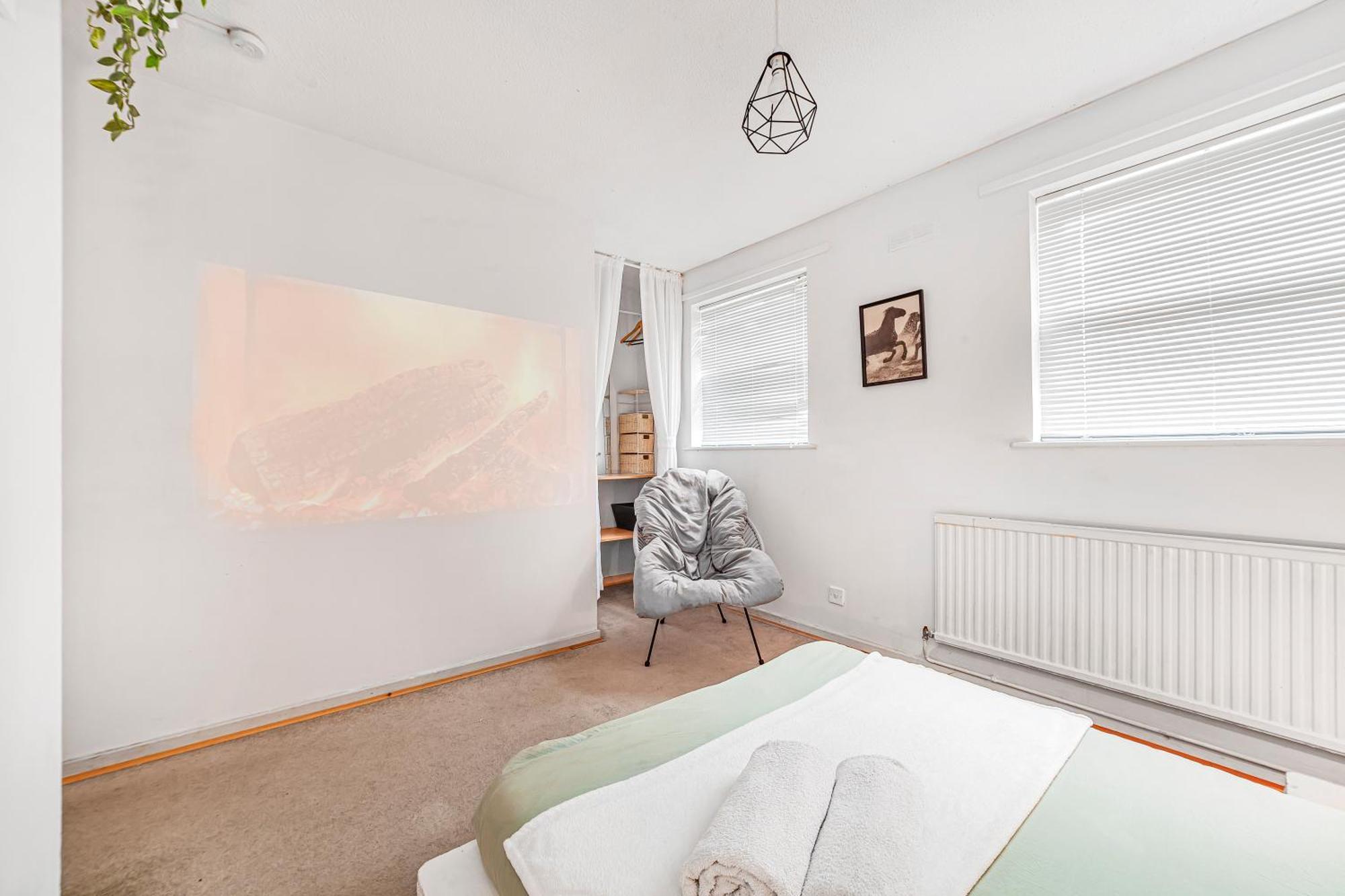 2bed Garden House W/hot Tub, Sauna & Cinema Londen
